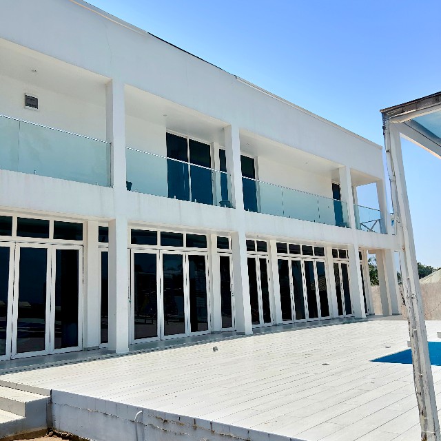 Cove Beach Resort – photo 2