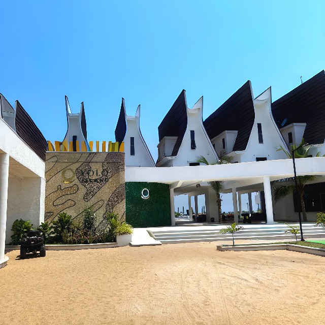 YOLO Beach Resort  – photo 19